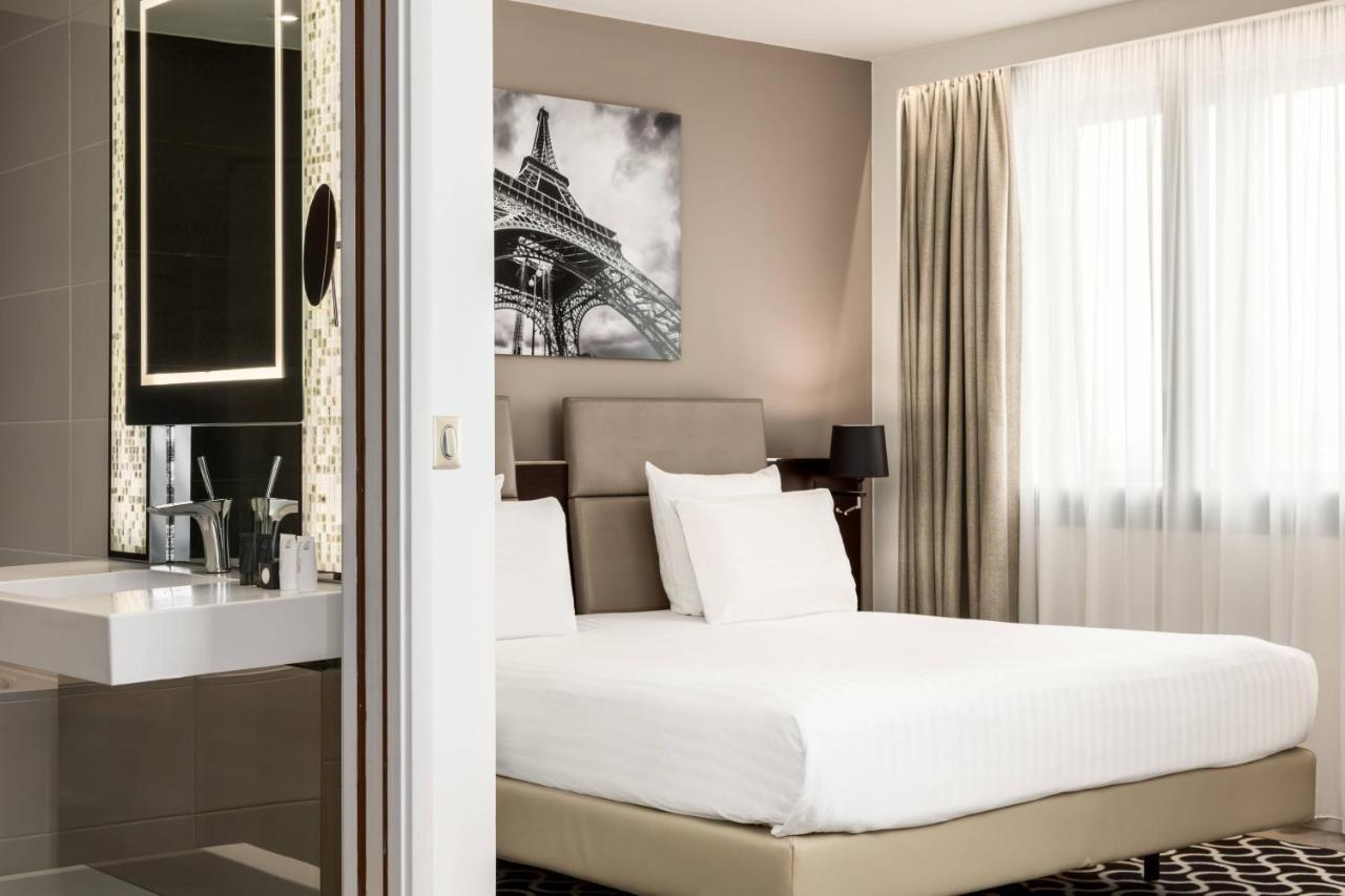 Ac Hotel Paris Porte Maillot By Marriott Exterior photo